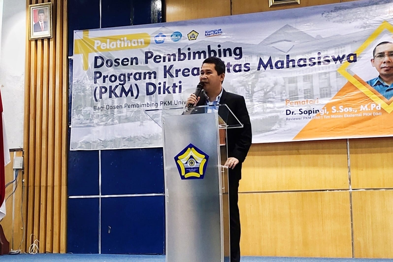 Pelatihan Penyusunan Proposal PKM Bagi Dosen dan Mahasiswa Universitas Bengkulu